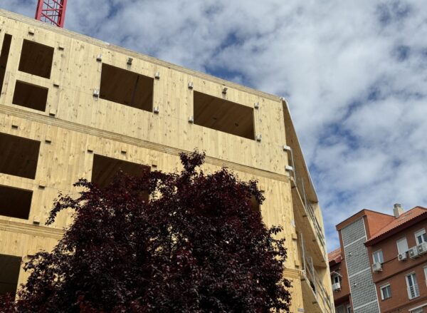 El edificio Tomás Bretón, diseñado por sAtt y construido en madera CLT